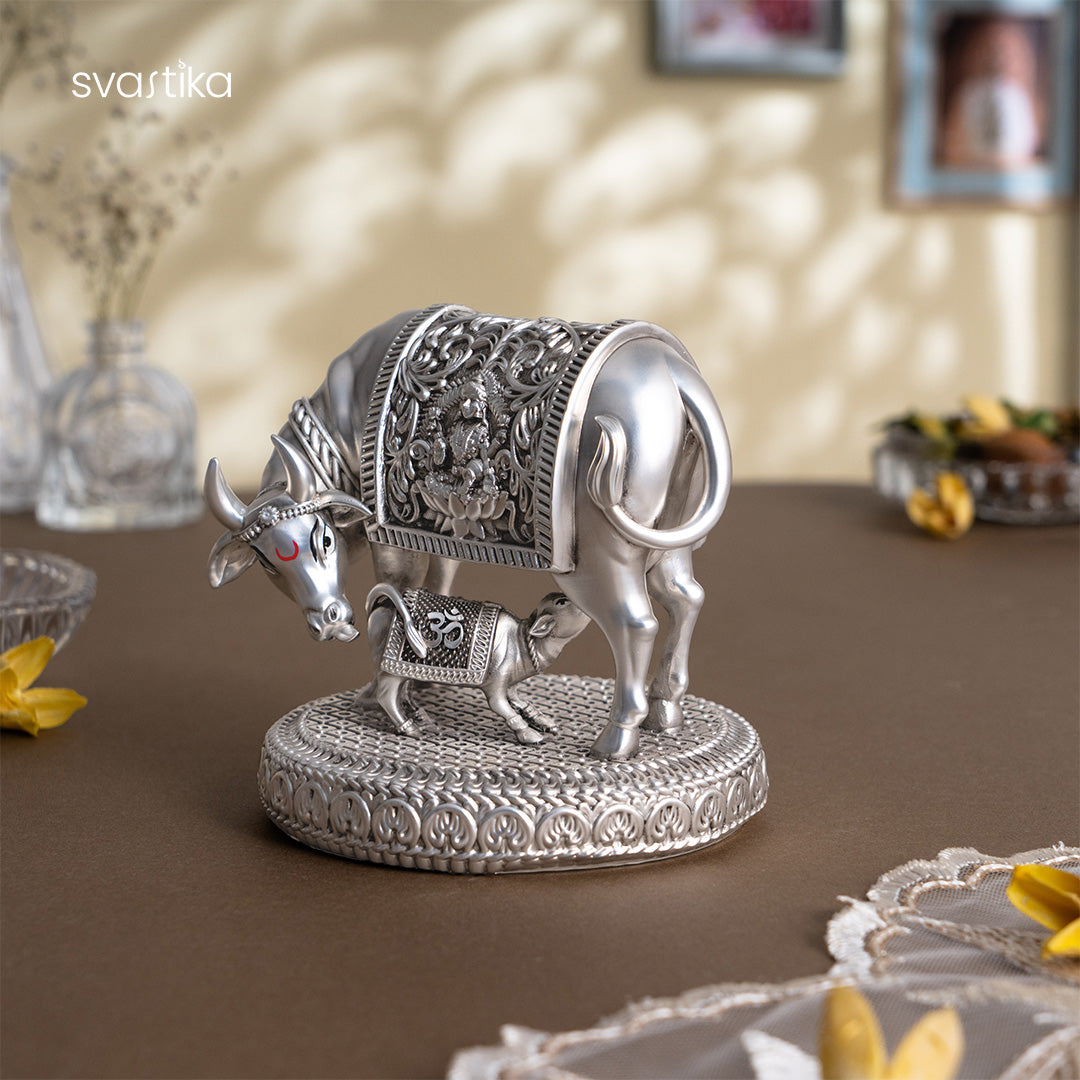 Kamdhenu Cow with Calf (Silver Plated) — view 17