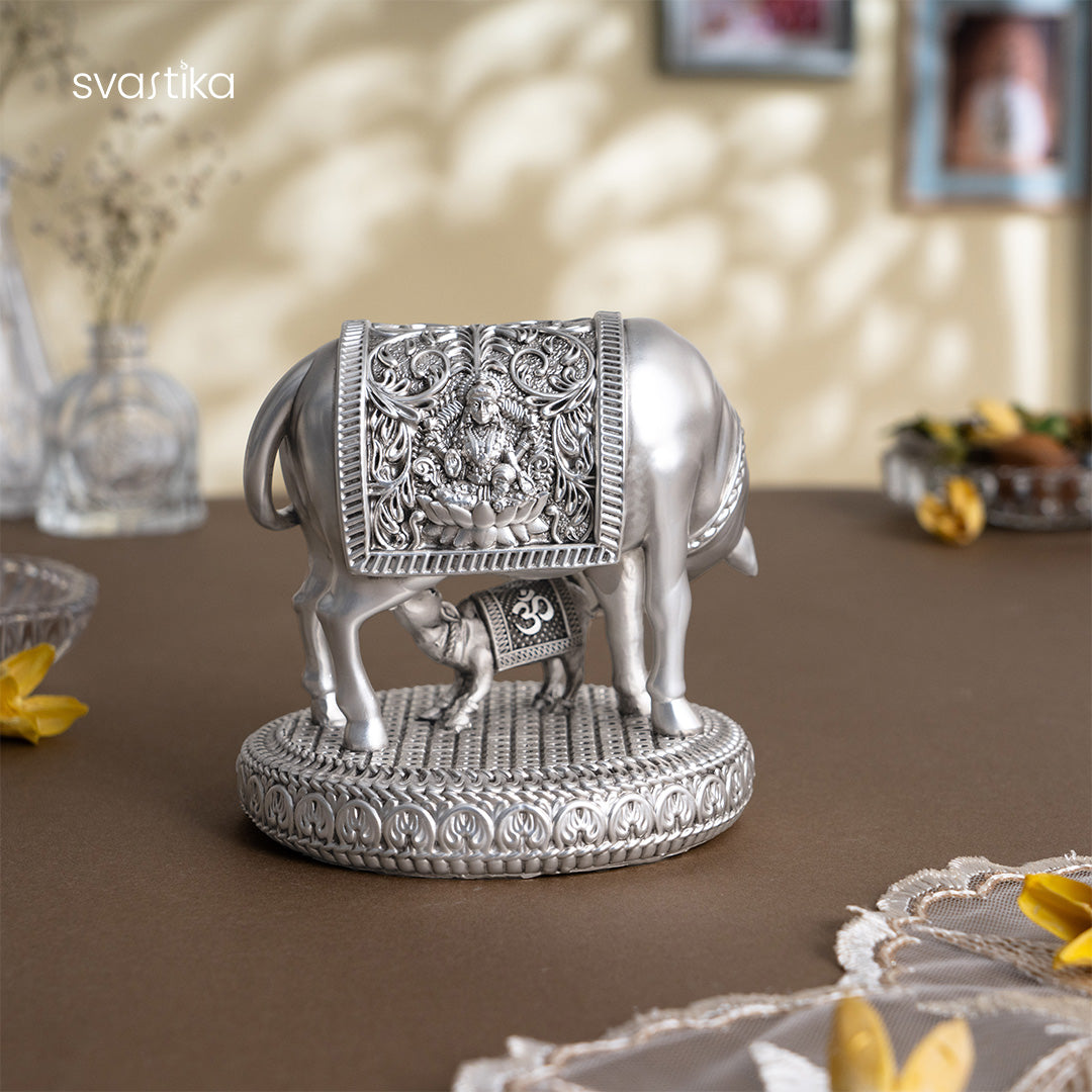 Kamdhenu Cow with Calf (Silver Plated) — view 18