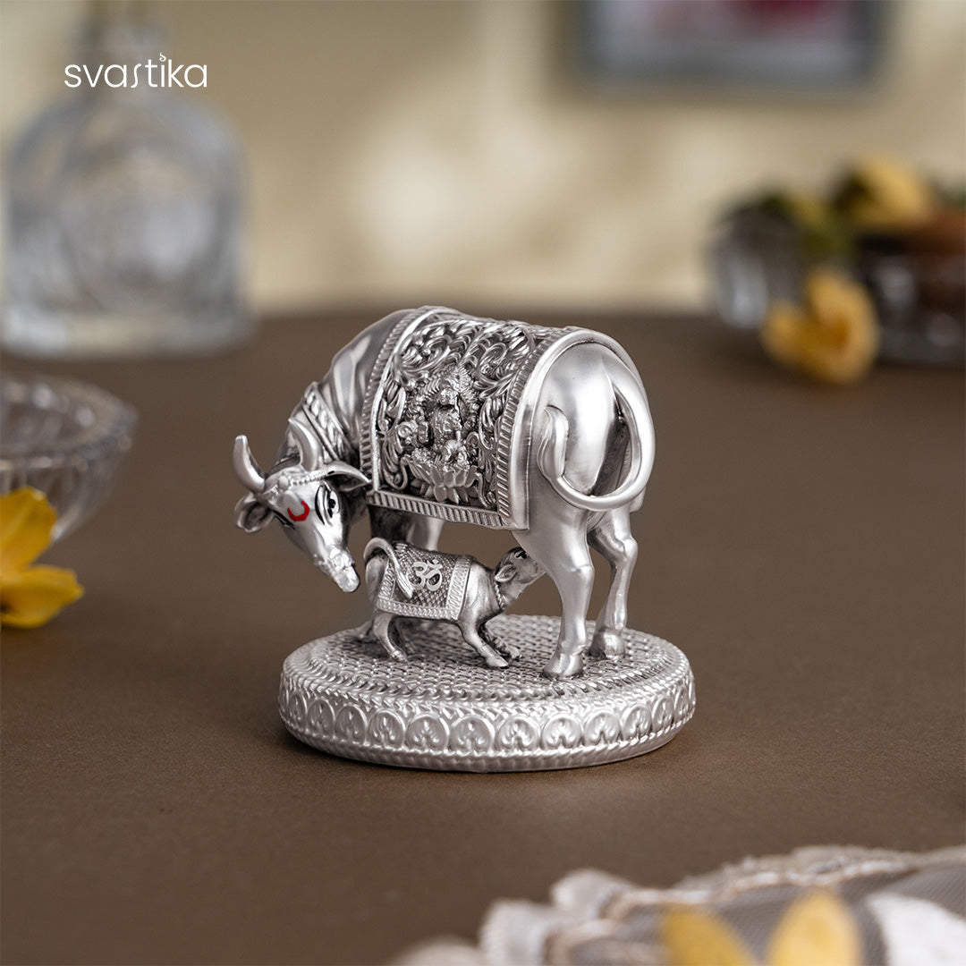 Kamdhenu Cow with Calf (Silver Plated) — view 5